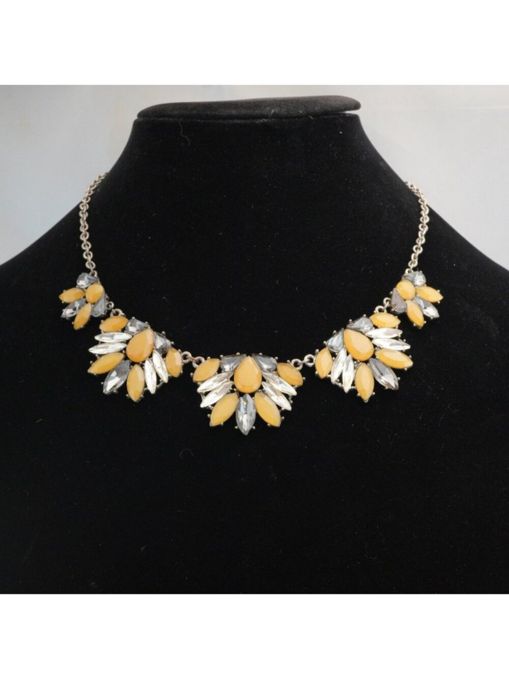 Yellow Gray Rhinestone Silver Tone Statement Necklace Lobster Clasp 16-18 Inches